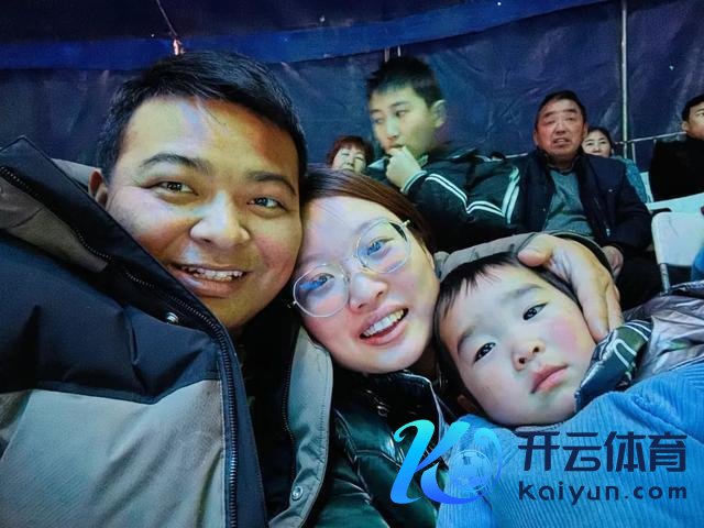 驻村把我方“搭”进去了，“90后”驻村文书迎娶邻村女孩