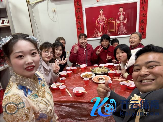 驻村把我方“搭”进去了，“90后”驻村文书迎娶邻村女孩